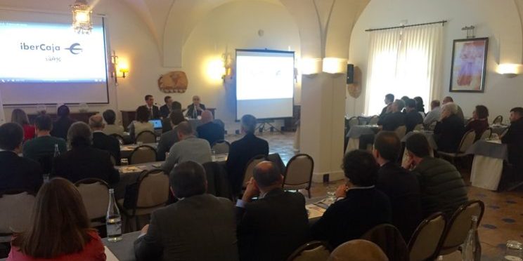 111202_jornada-aeef-ibercaja prensa