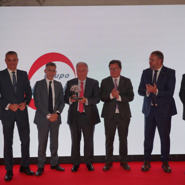 A7308546_1 A7308546_1