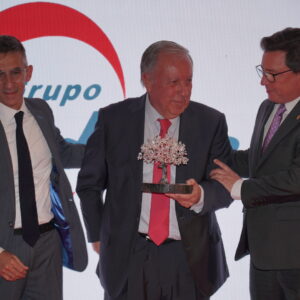 A7308549_1 A7308549_1